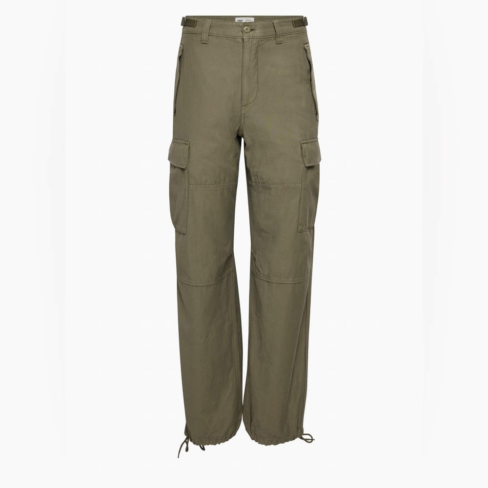Aritzia TNA Supply Cargo pants, Gd army green color, size 00